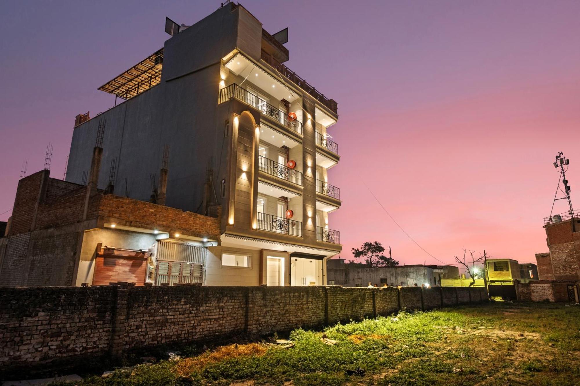 Hari Om Residency 800 Meters From Ram Mandir Ayodhya酒店 外观 照片